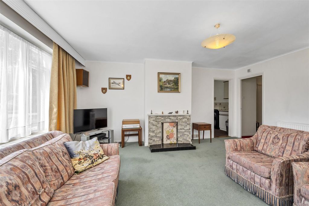 Property photo 3 of 15 Dcp_8218.Jpg