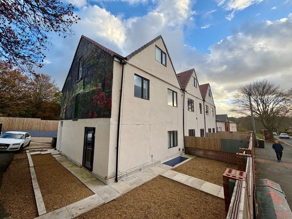 Property photo 1 of 10 Picture No. 20