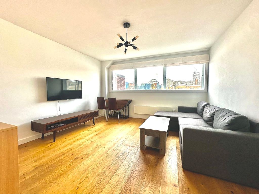 Property photo 1 of 8 Picture No. 17