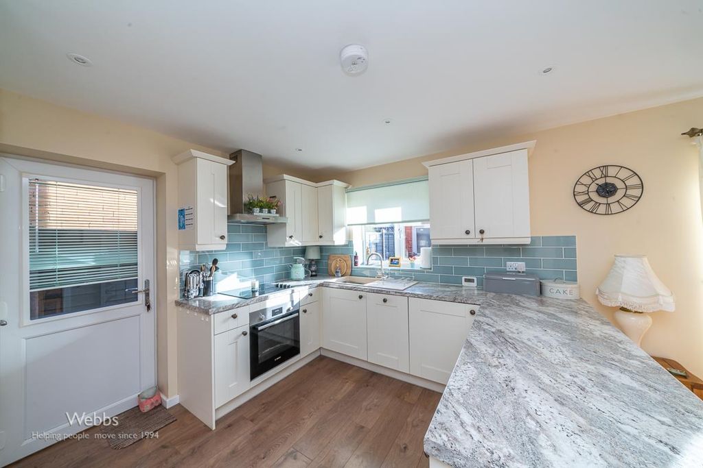 Property photo 2 of 35 © Webbs Estate Agents © (100 Of 158).Jpg