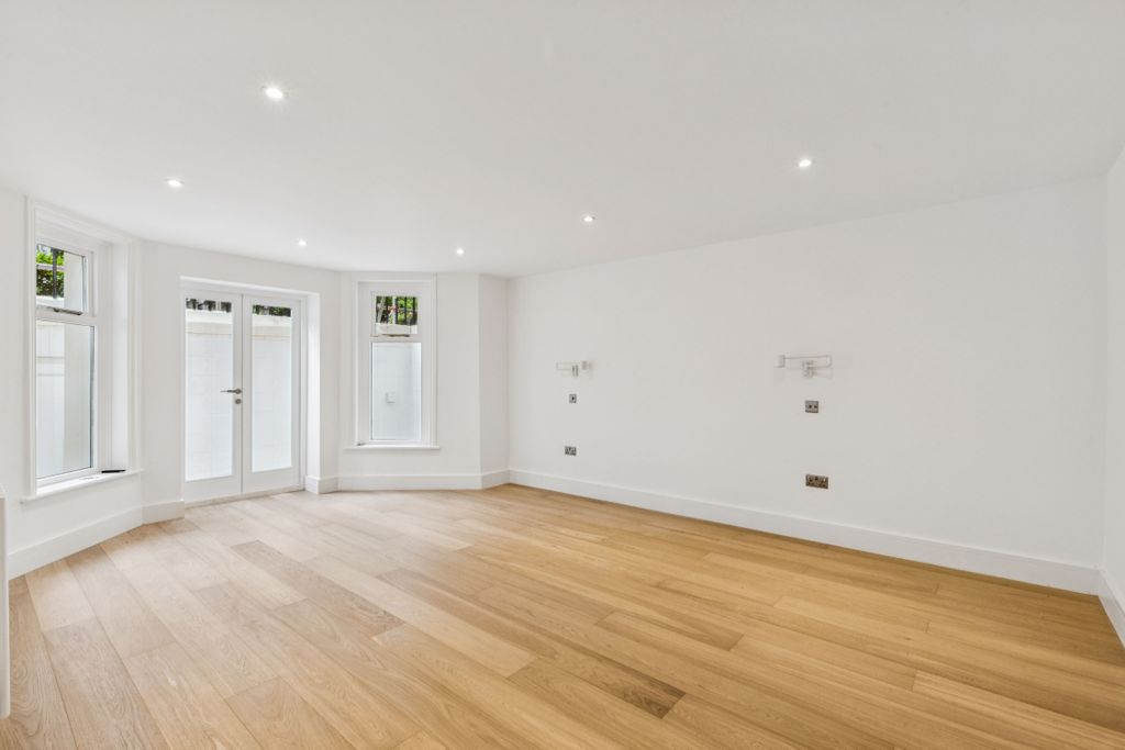 Property photo 3 of 7 2 (1).Jpg