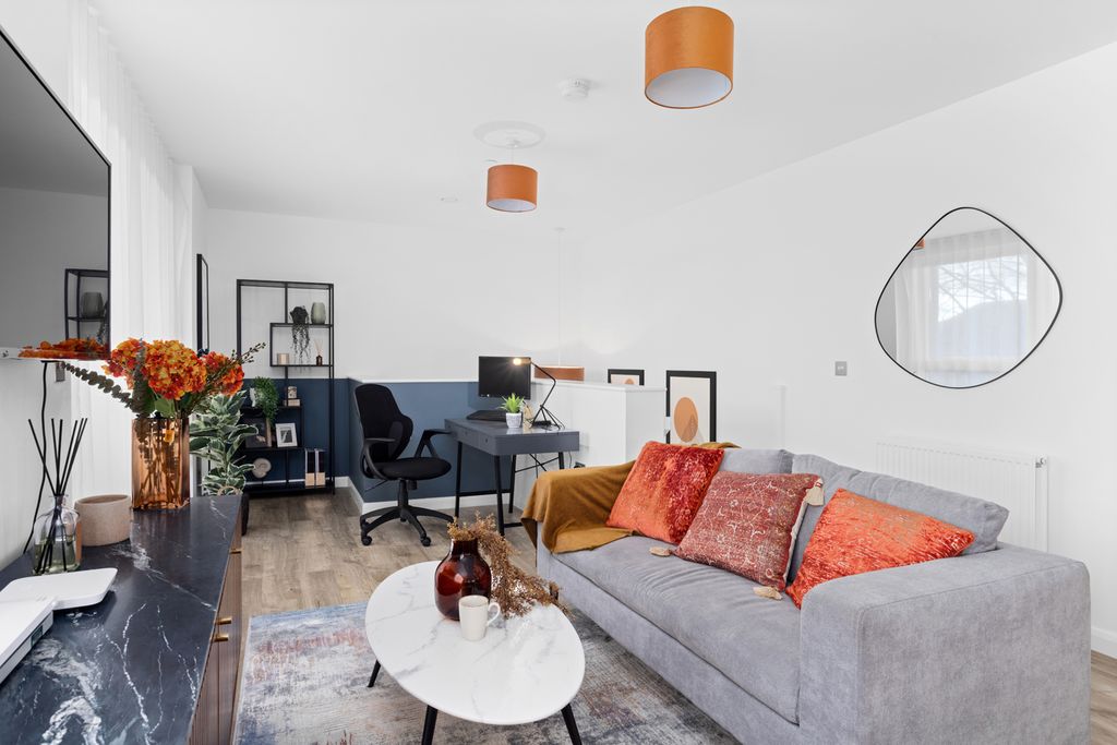 Property photo 1 of 3