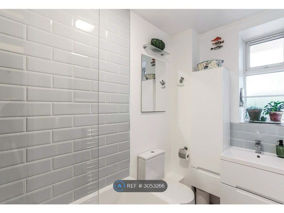 Property photo 2 of 2 Bathroom With Tub And Shower