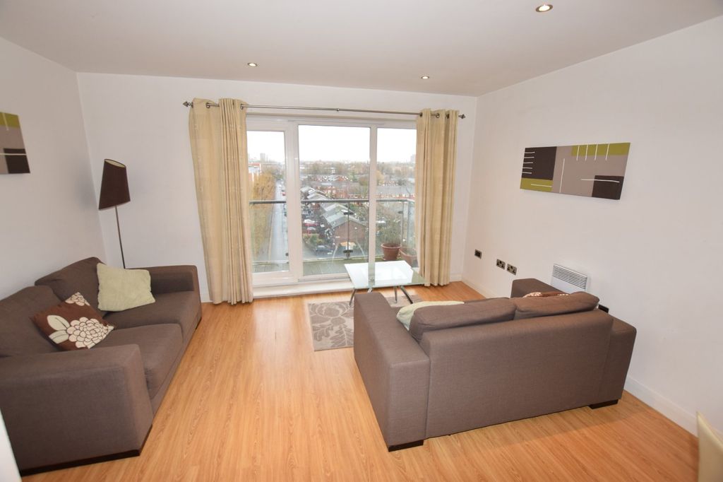 Property photo 3 of 11 Picture No. 07
