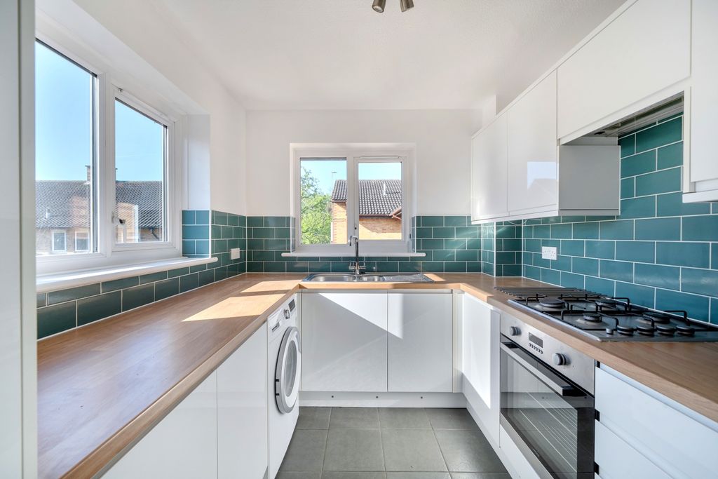 Property photo 2 of 10 1437322-4-69d6207750555