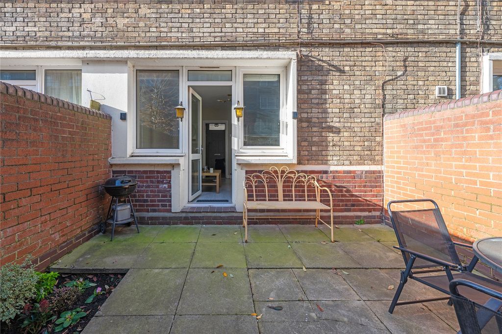 Property photo 2 of 11 Picture No. 09