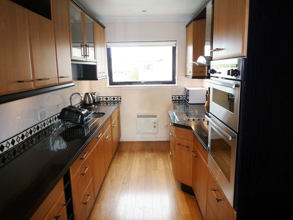 Property photo 2 of 7 6CC 4 − Copy