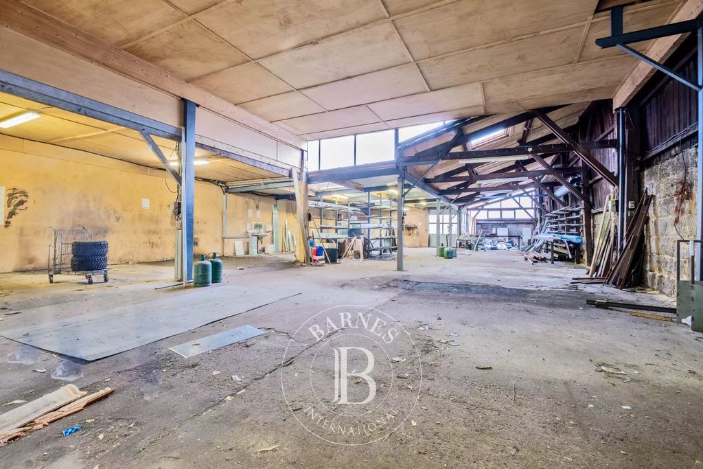 Property photo 3 of 3