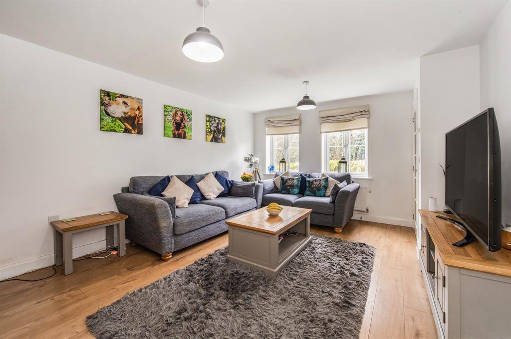 Property photo 3 of 21 Sketch_Ph21_6408385.Jpg