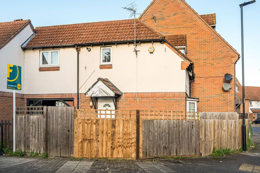 Property photo 1 of 12