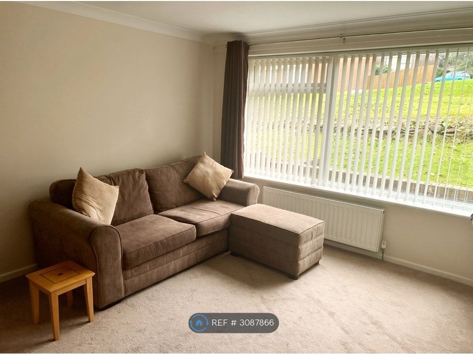 Property photo 3 of 12 Living Room