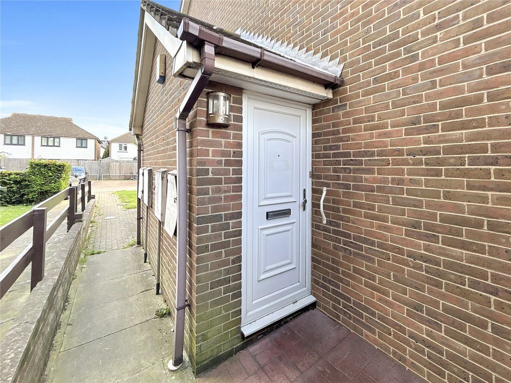 Property photo 1 of 16 Picture No. 15