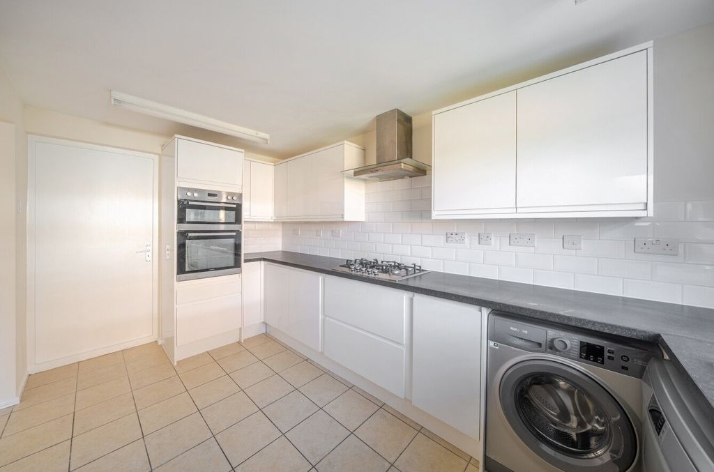 Property photo 3 of 14 1430895-27-69Babb...