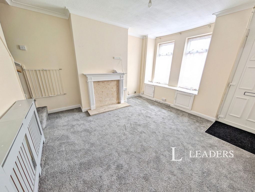 Property photo 3 of 9 Pbox-Img.Jpg