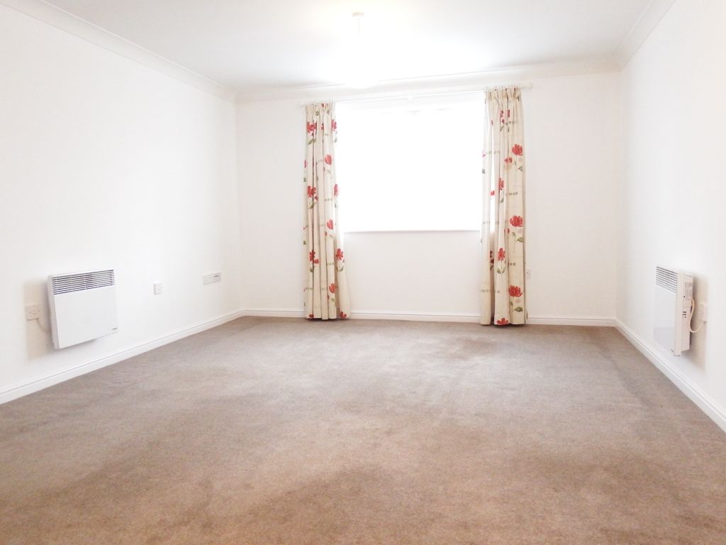 Property photo 3 of 8