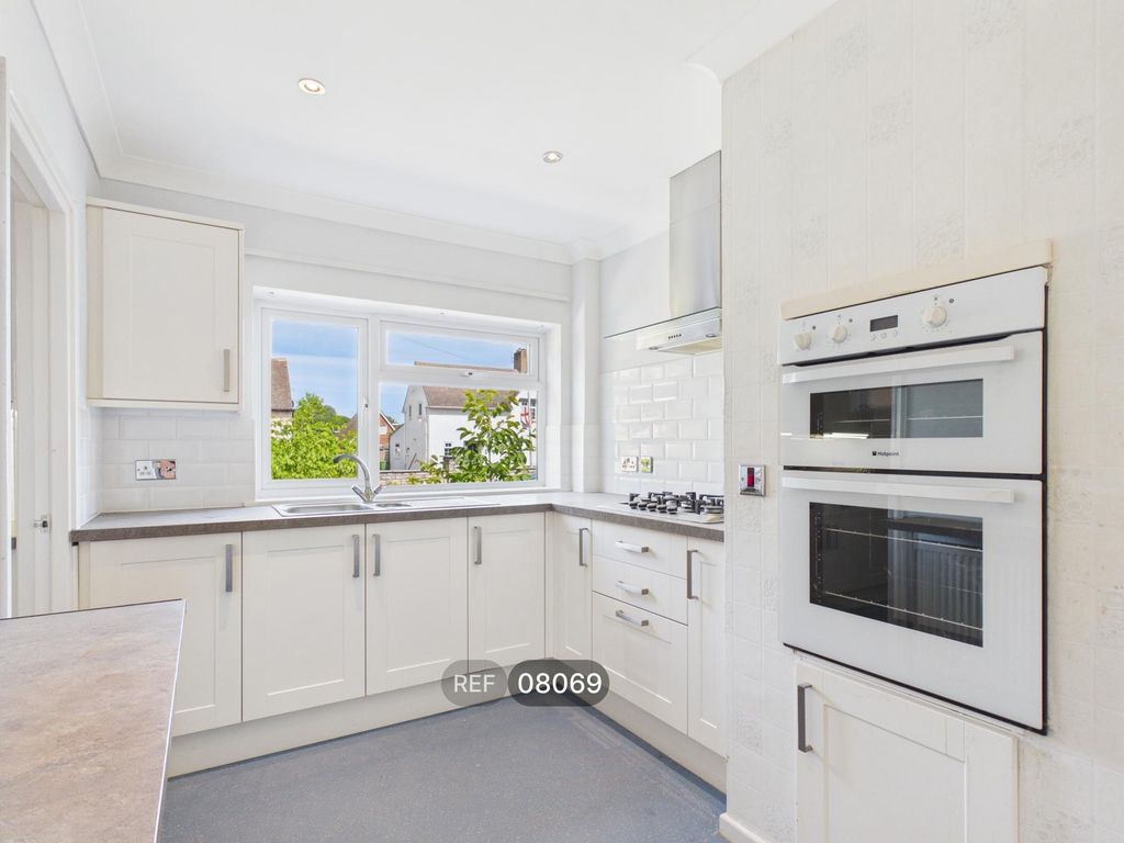 Property photo 2 of 19 Kitchen / Utility Room