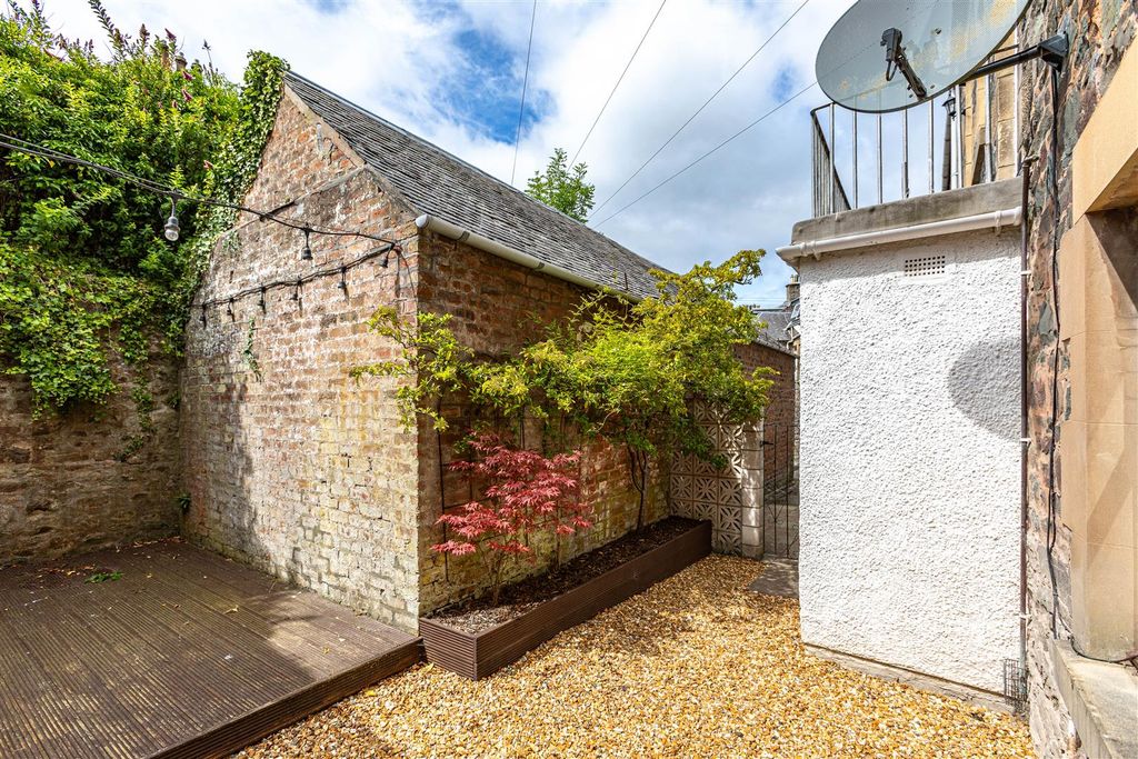 Property photo 2 of 19 55 Scott Street Galashiels 33.Jpg