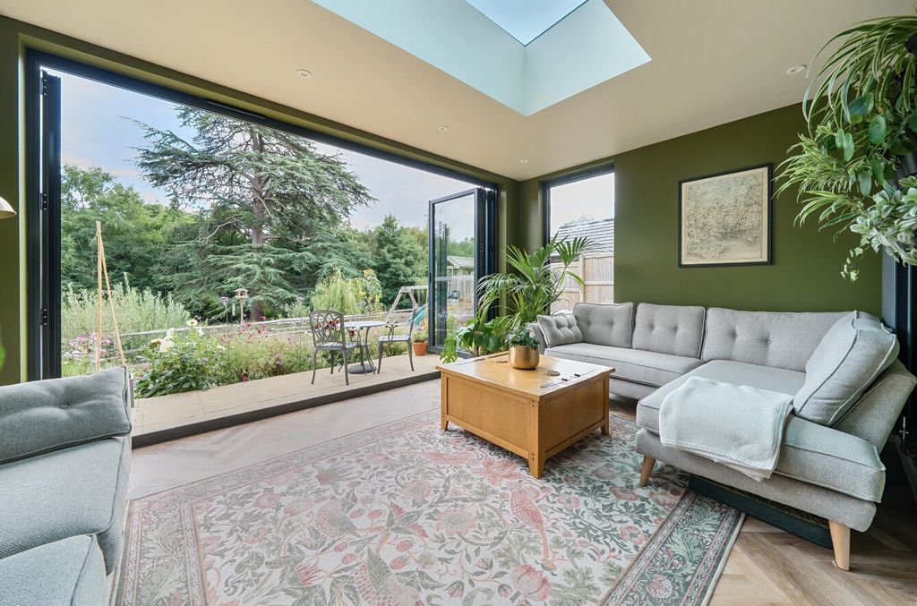 Property photo 2 of 17 1332223-13-688A33...