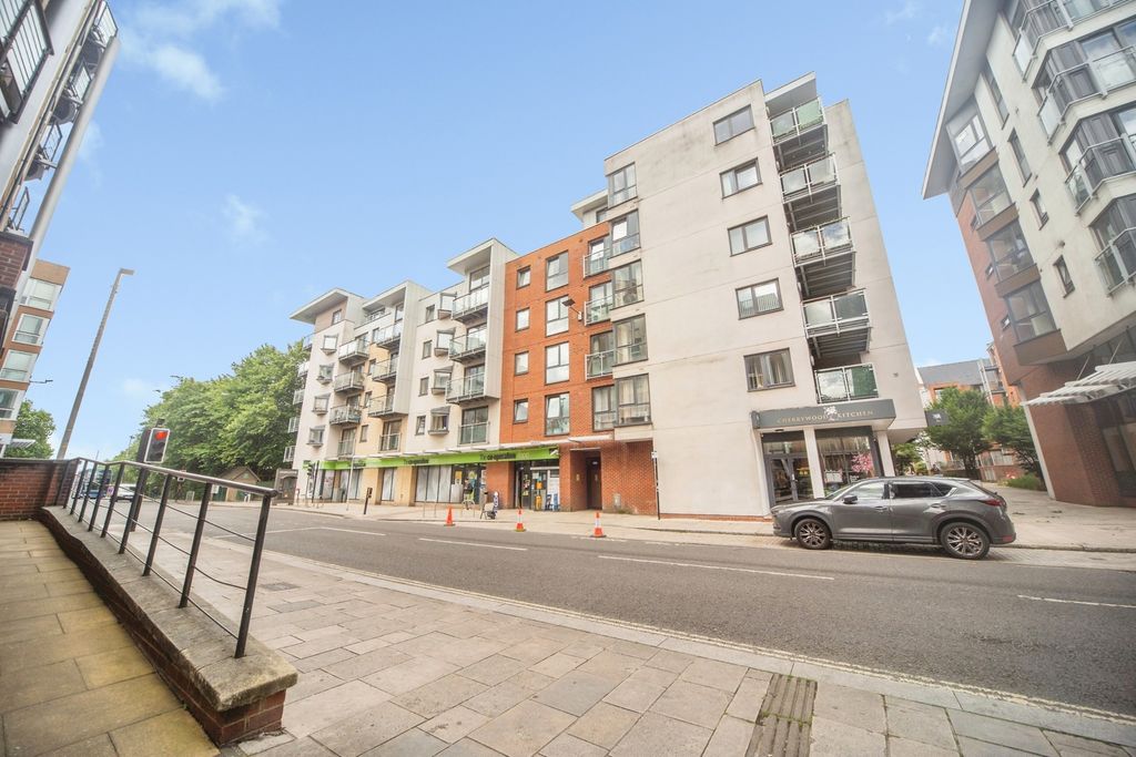 Property photo 1 of 13 Pbox-Img.Jpg