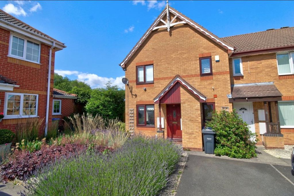 Property photo 1 of 8 External