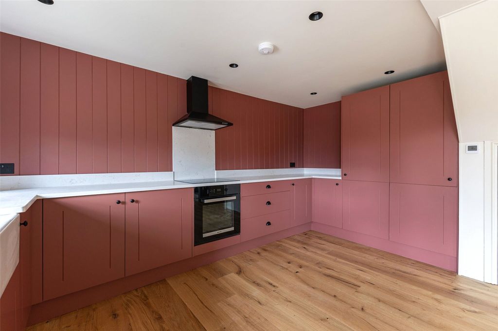 Property photo 3 of 7 The Courtyard