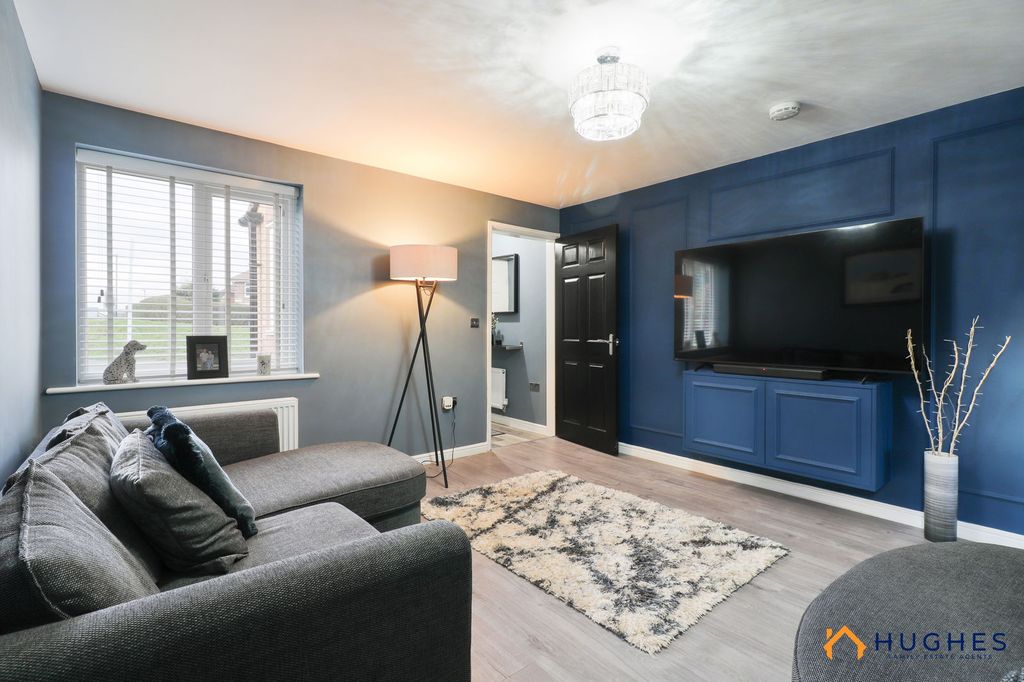 Property photo 2 of 30