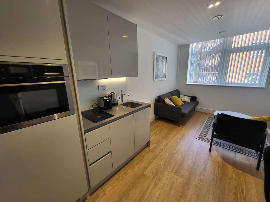 Property photo 3 of 11 Gallery