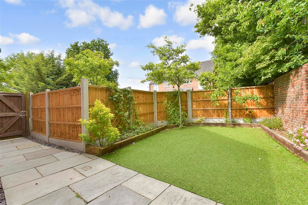 Property photo 2 of 12 Rear Garden
