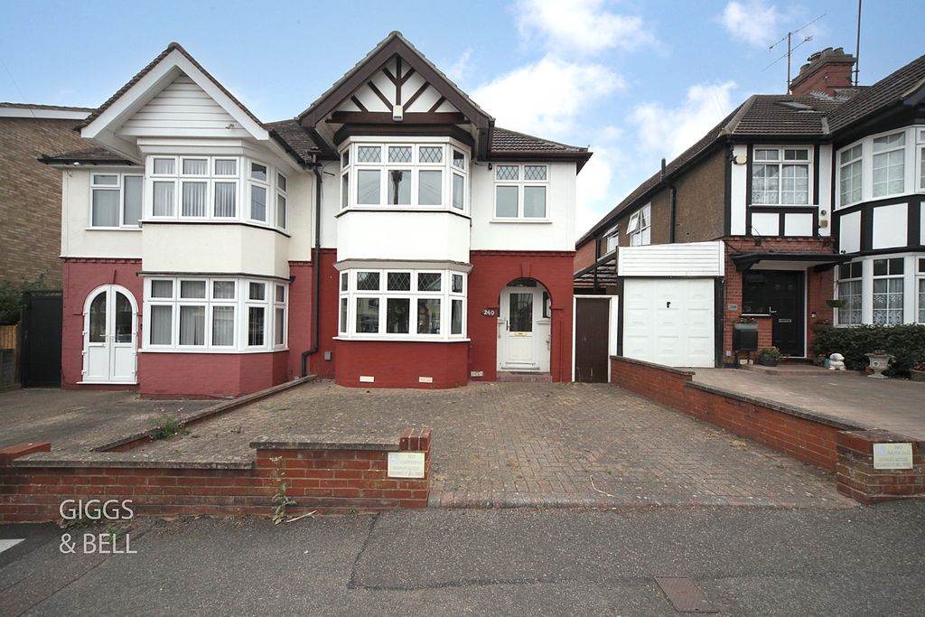 Property photo 1 of 22 5382471