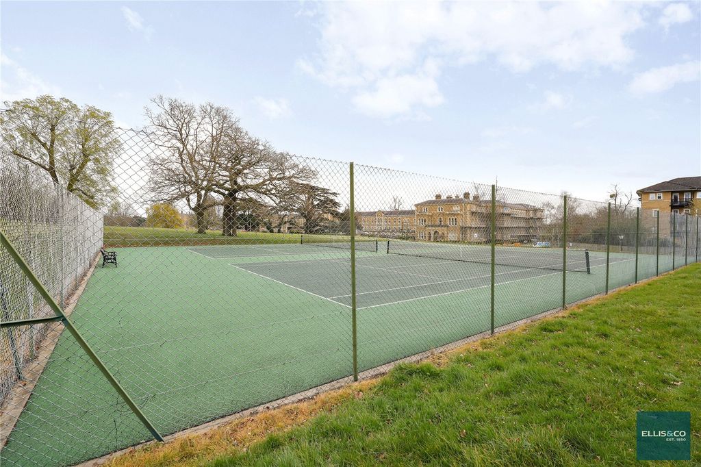 Property photo 3 of 12 Picture No. 21