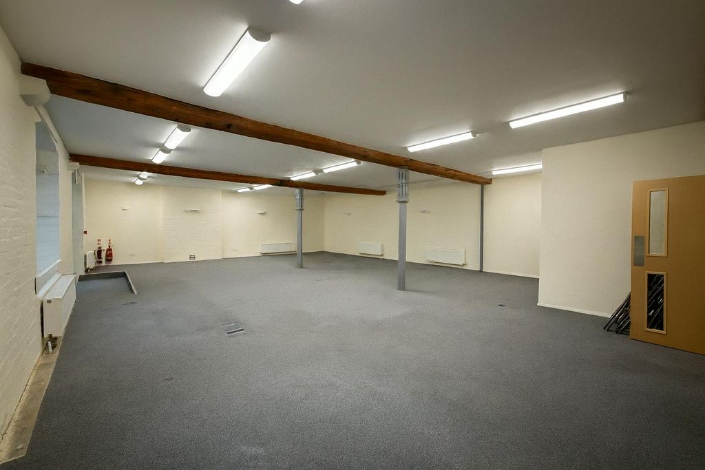 Property photo 3 of 7 Co Pilot Photo 2.Png