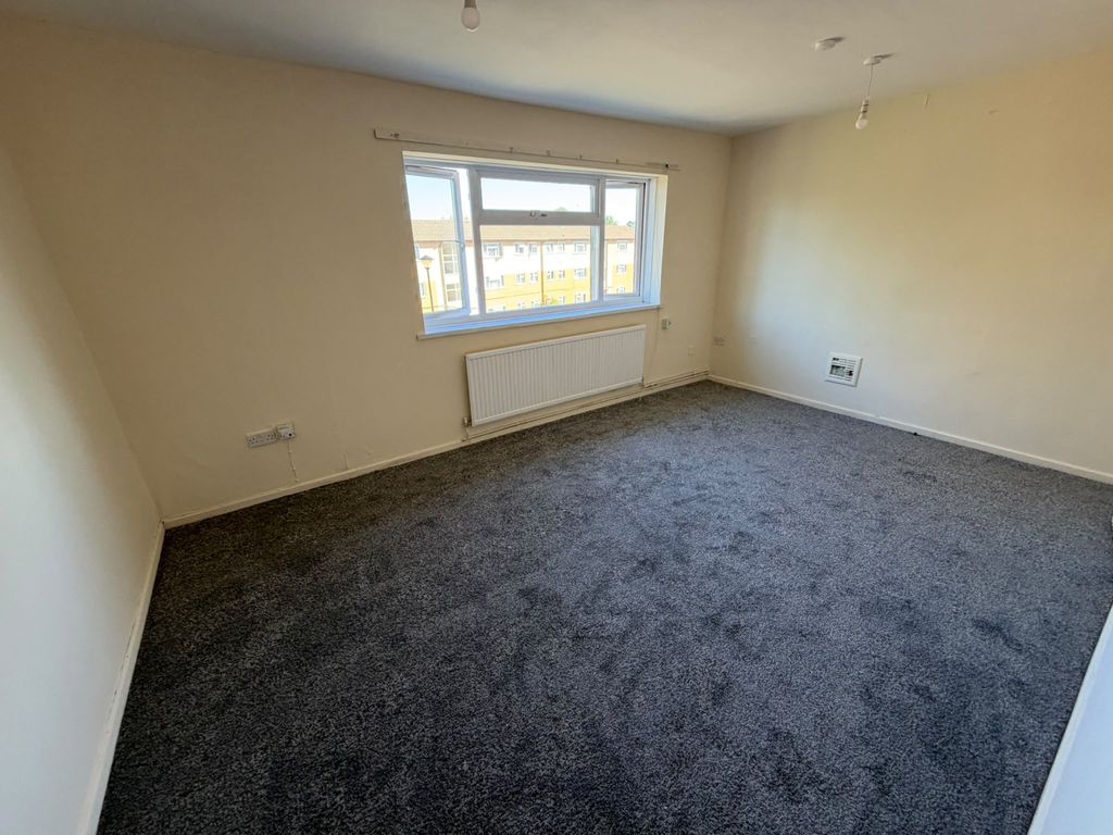 Property photo 3 of 6 B2ce1c1c-5399-4E73-8c37-Ed48Dac17Ec1