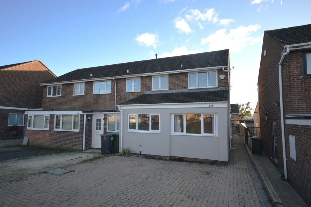 Property photo 1 of 13 Front Main