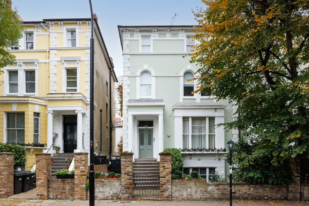 Property photo 1 of 14 Picture No. 18