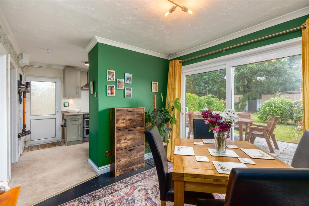 Property photo 3 of 38 Cz0A4132-Edit.Jpg