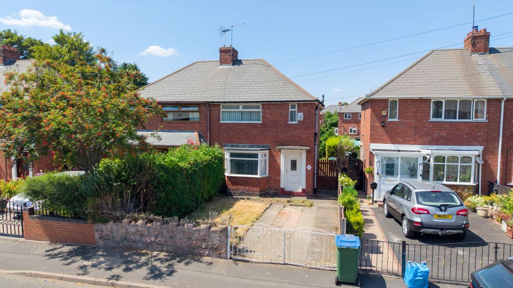 Property photo 1 of 12