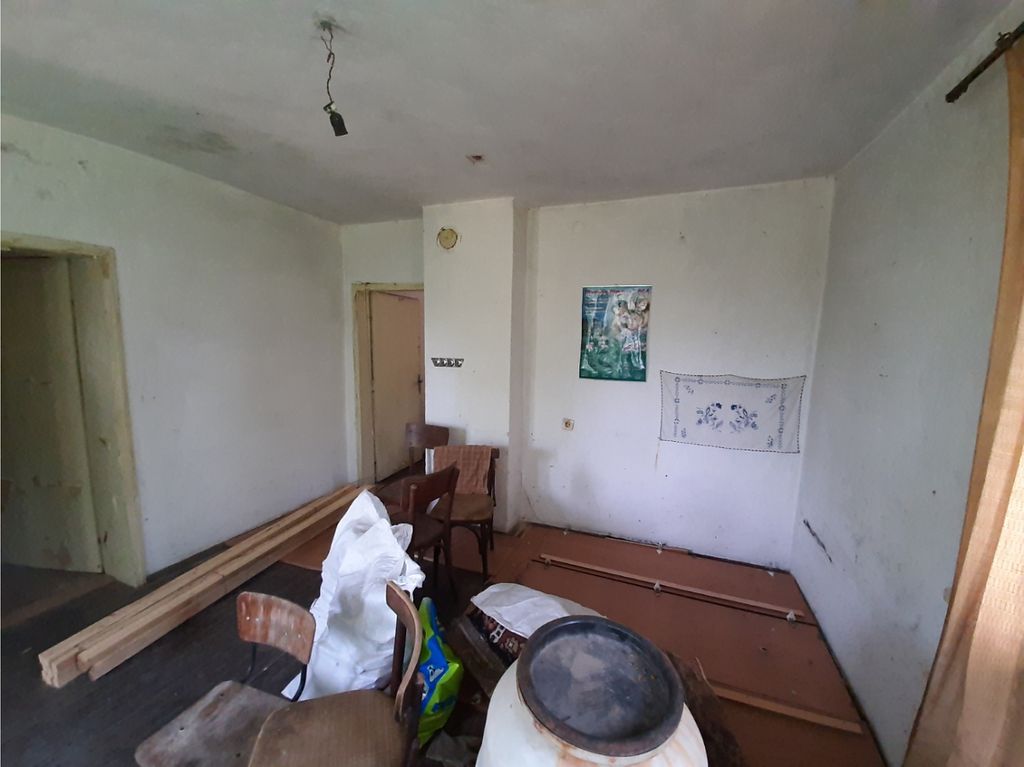 Property photo 2 of 5