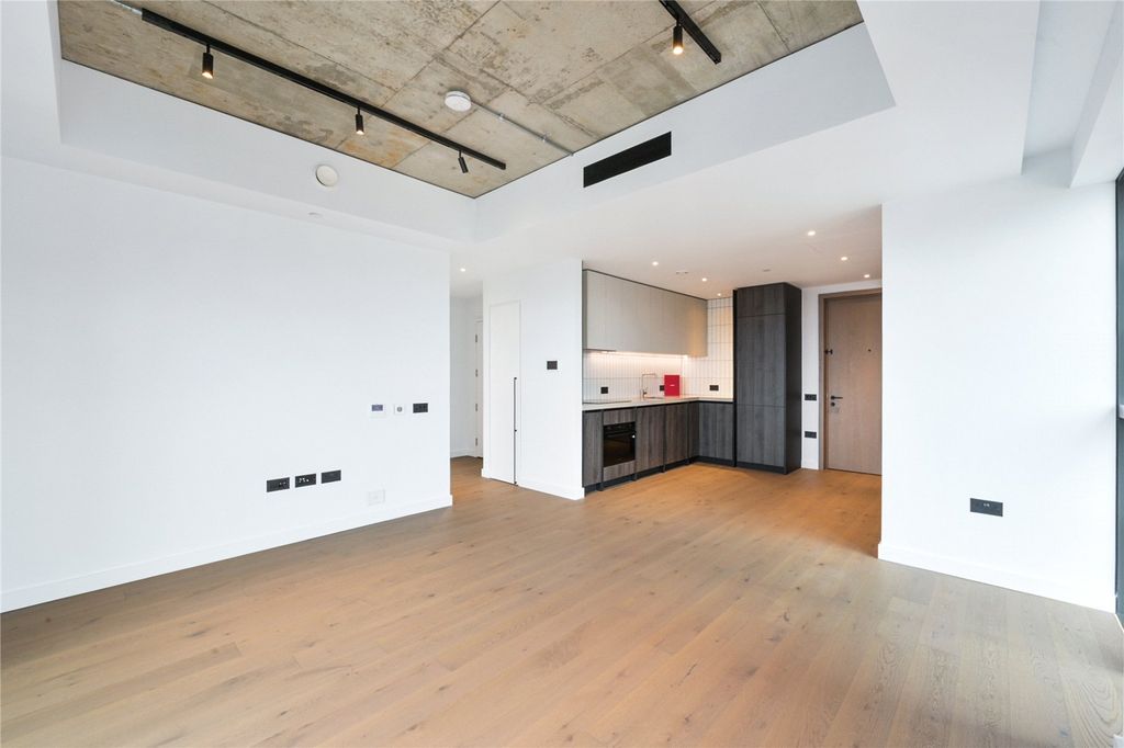 Property photo 2 of 13 Picture No. 05