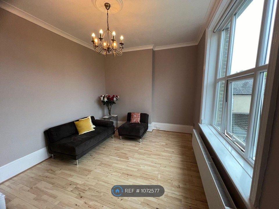 Property photo 2 of 9 Living Room
