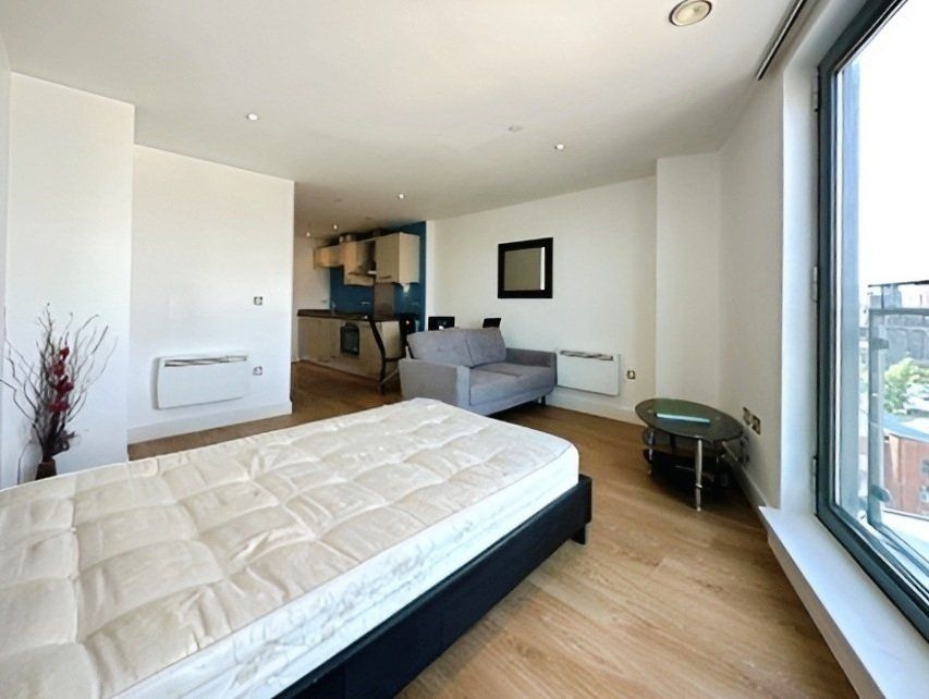Property photo 3 of 6 Picture No. 18