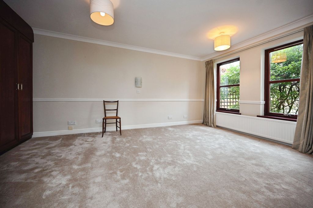 Additional image 10 of 3 bed flat for saleThe Wickets, Studley Road, Ripon HG4