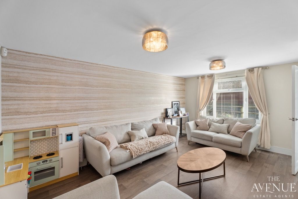 Property photo 2 of 36 4924564