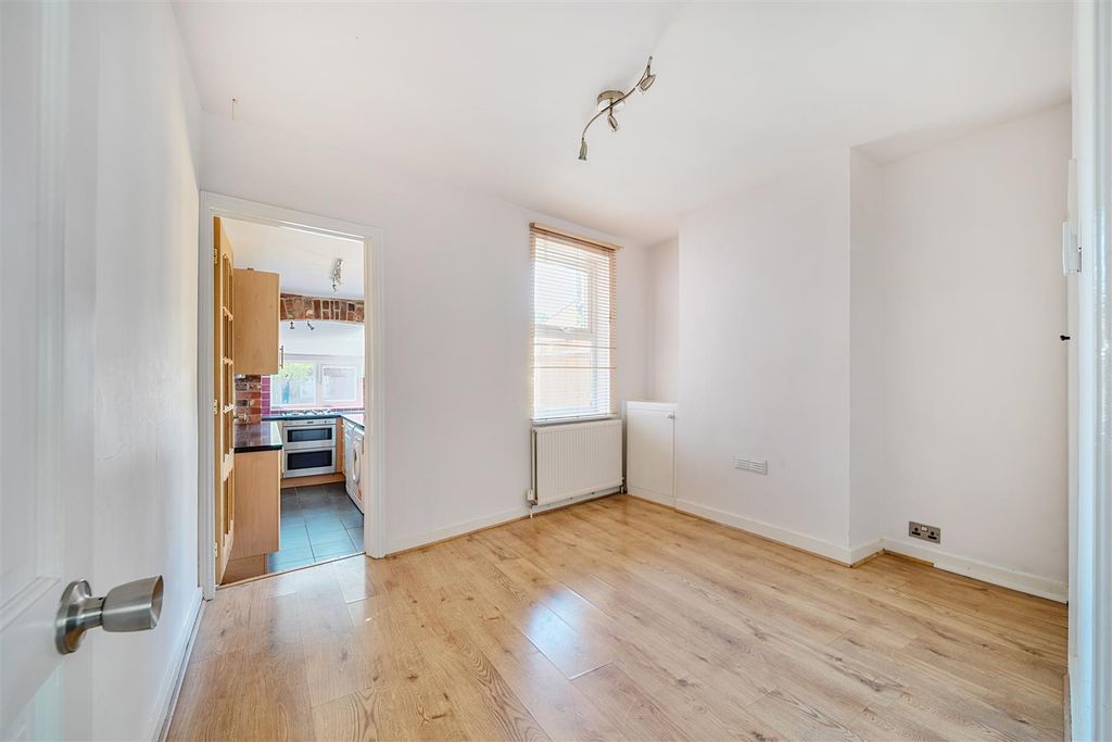 Property photo 2 of 14 Dining Room