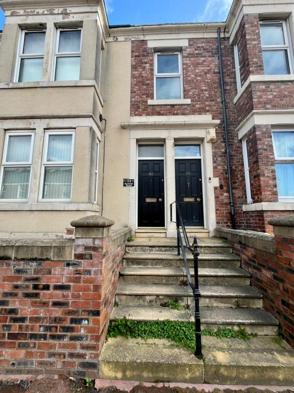 Property photo 1 of 17 4 Bed Maisonette To Rent | Rectory Road, Gateshead Ne8 | Near Saltwell Park