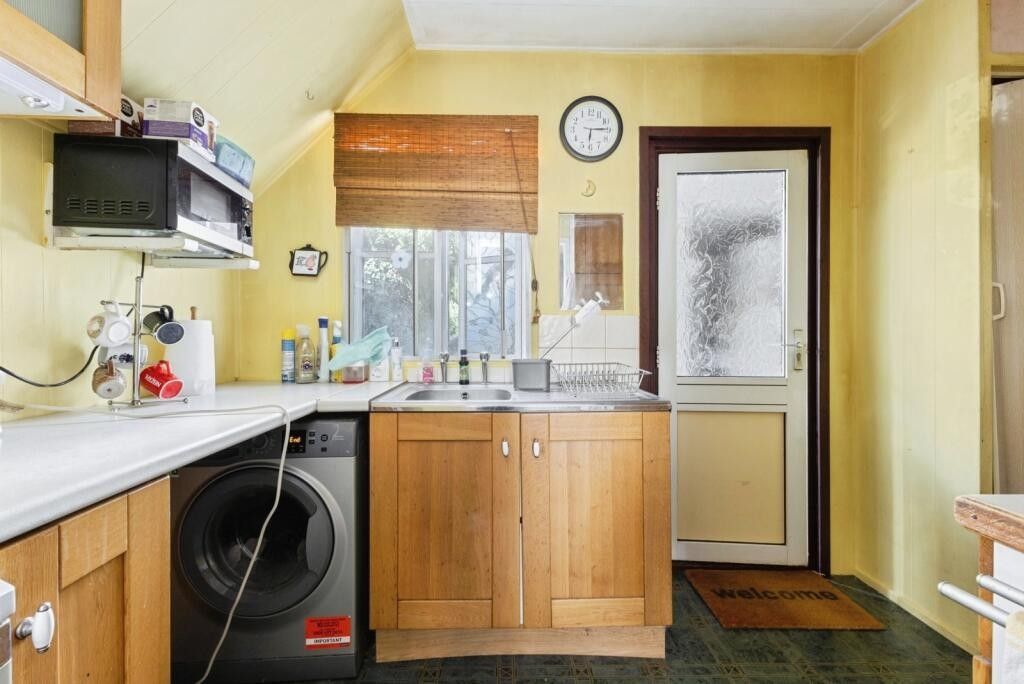 Property photo 3 of 5