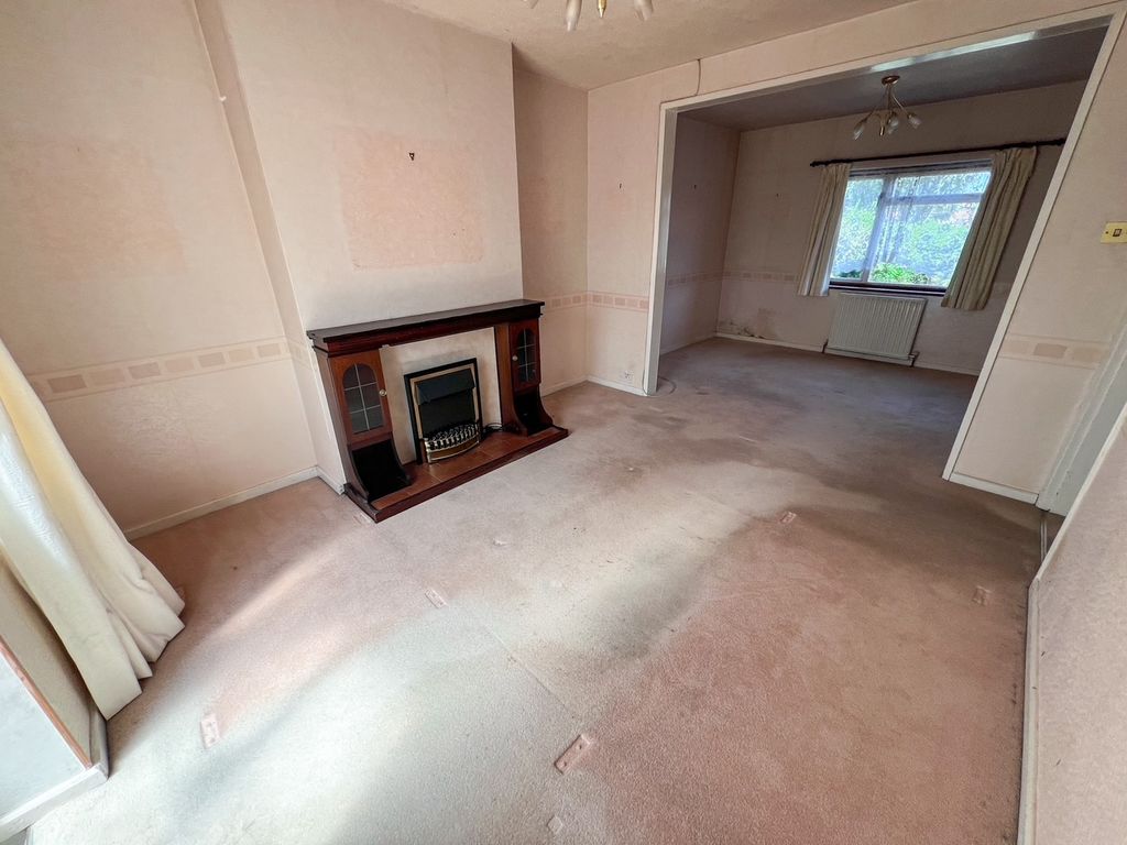 Property photo 3 of 21