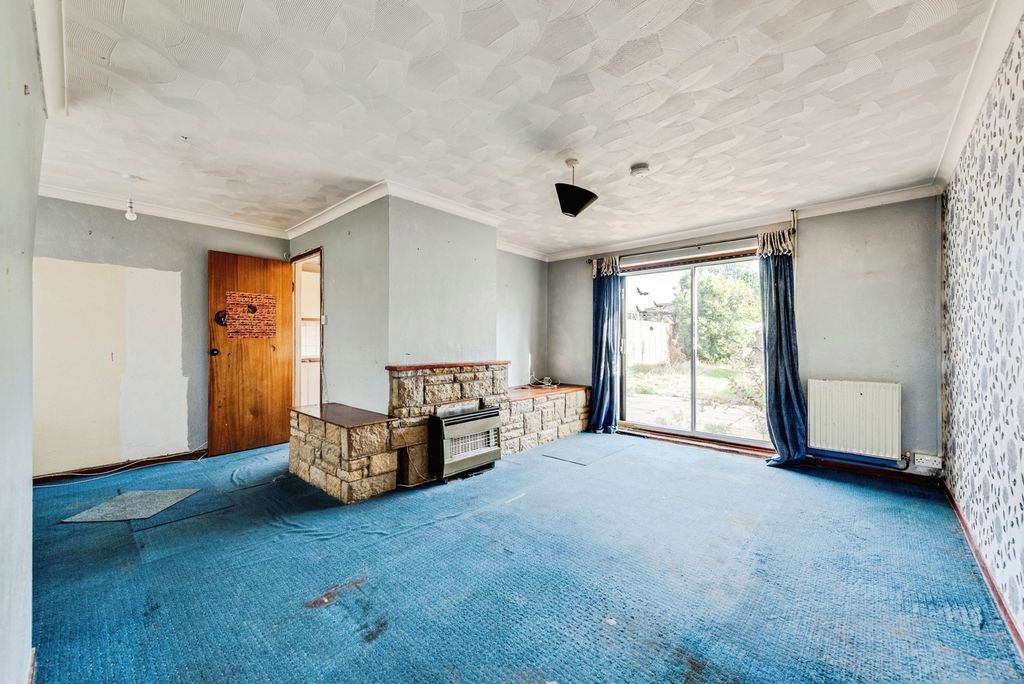 Property photo 3 of 14 Pbox-Img.Jpg