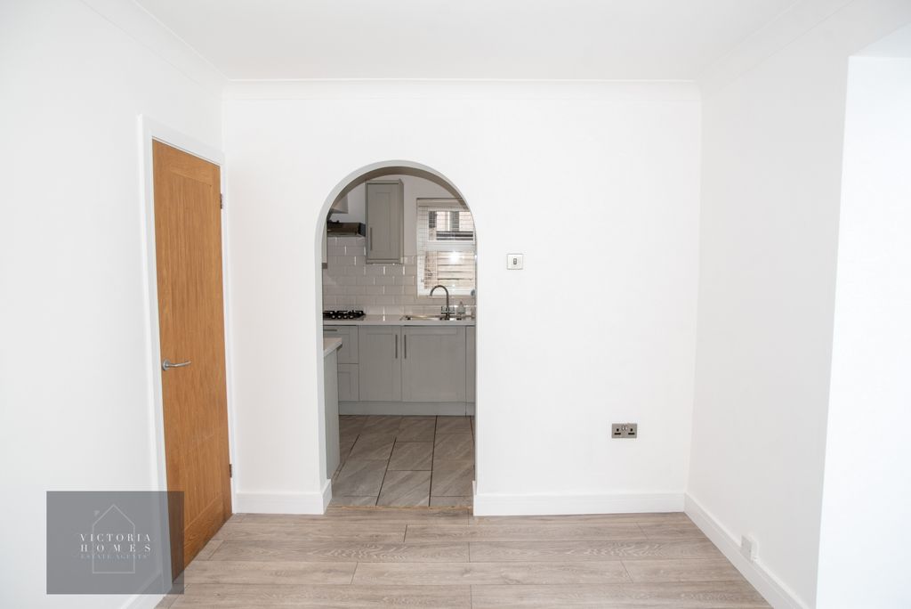 Additional image 12 of 3 bed semi-detached house for saleSwan Crescent, Beaufort NP23