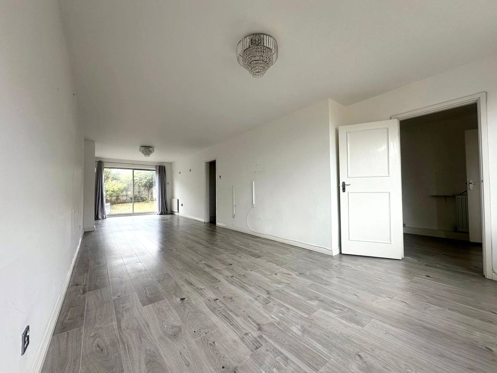 Property photo 2 of 14 Picture No. 38