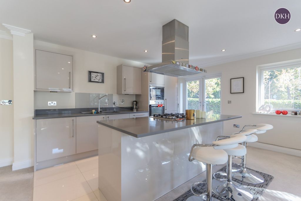 Property photo 3 of 12 Picture No. 03